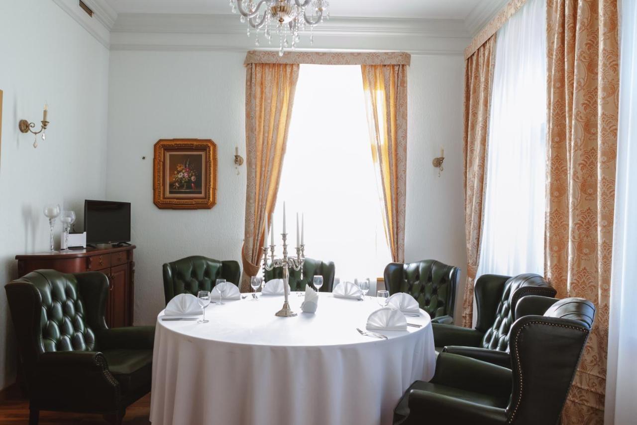 Sventes Muiža Hotell Exteriör bild