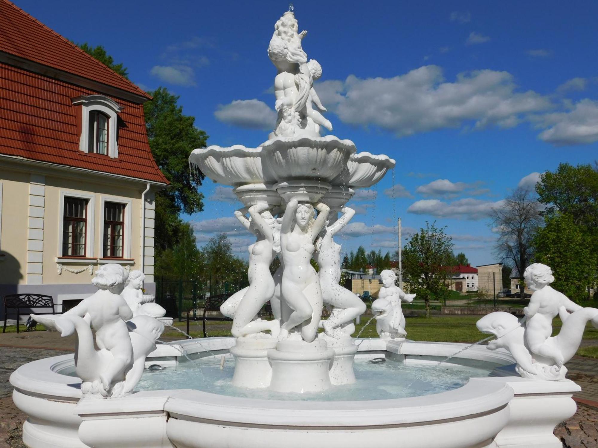 Sventes Muiža Hotell Exteriör bild
