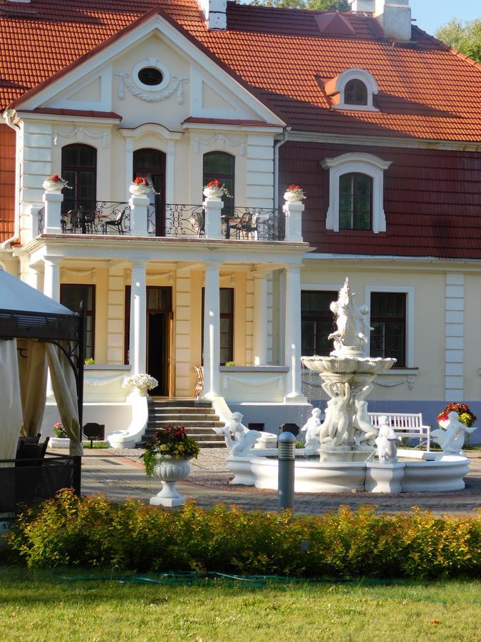Sventes Muiža Hotell Exteriör bild